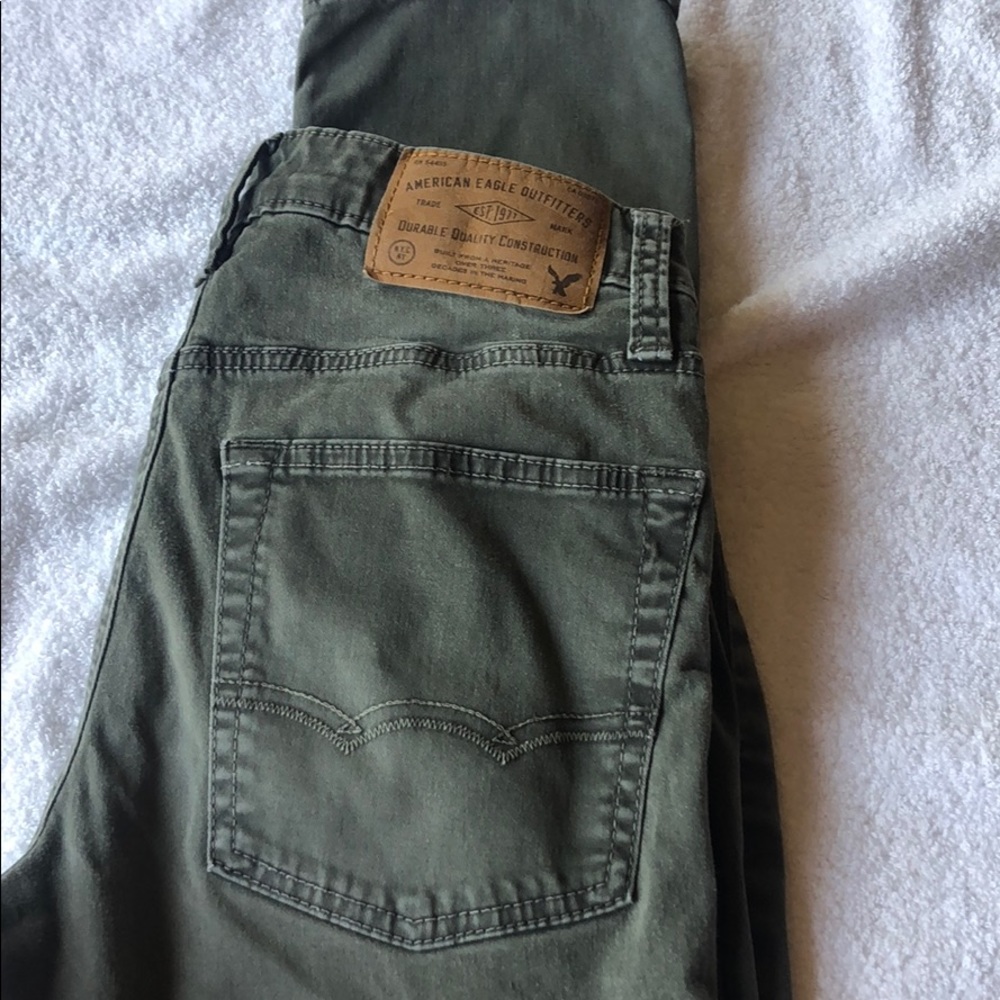 American Eagle men’s grey jeans size 26x30